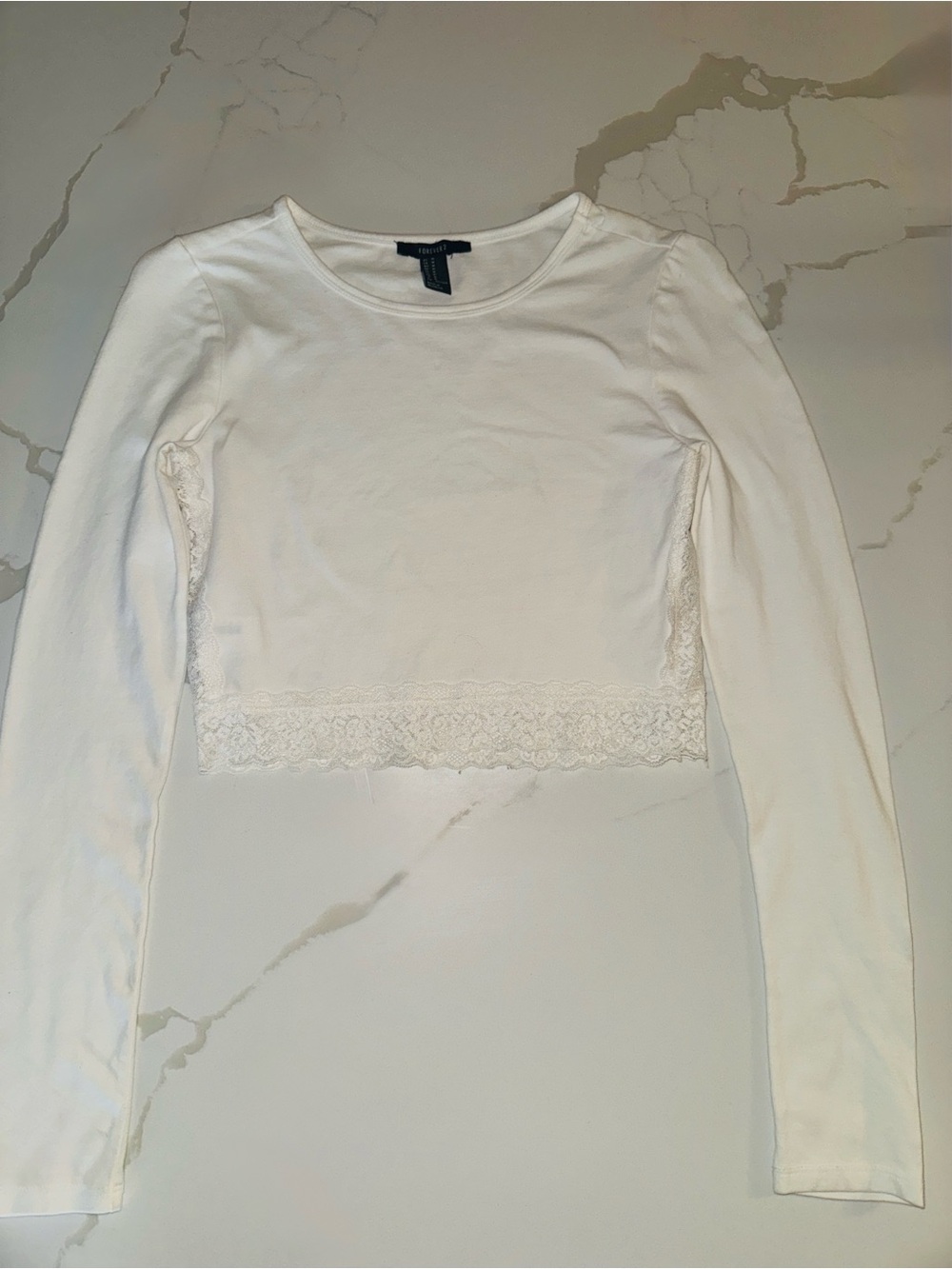 Forever 21 White Long-Sleeve Lace-Hem Crop Top